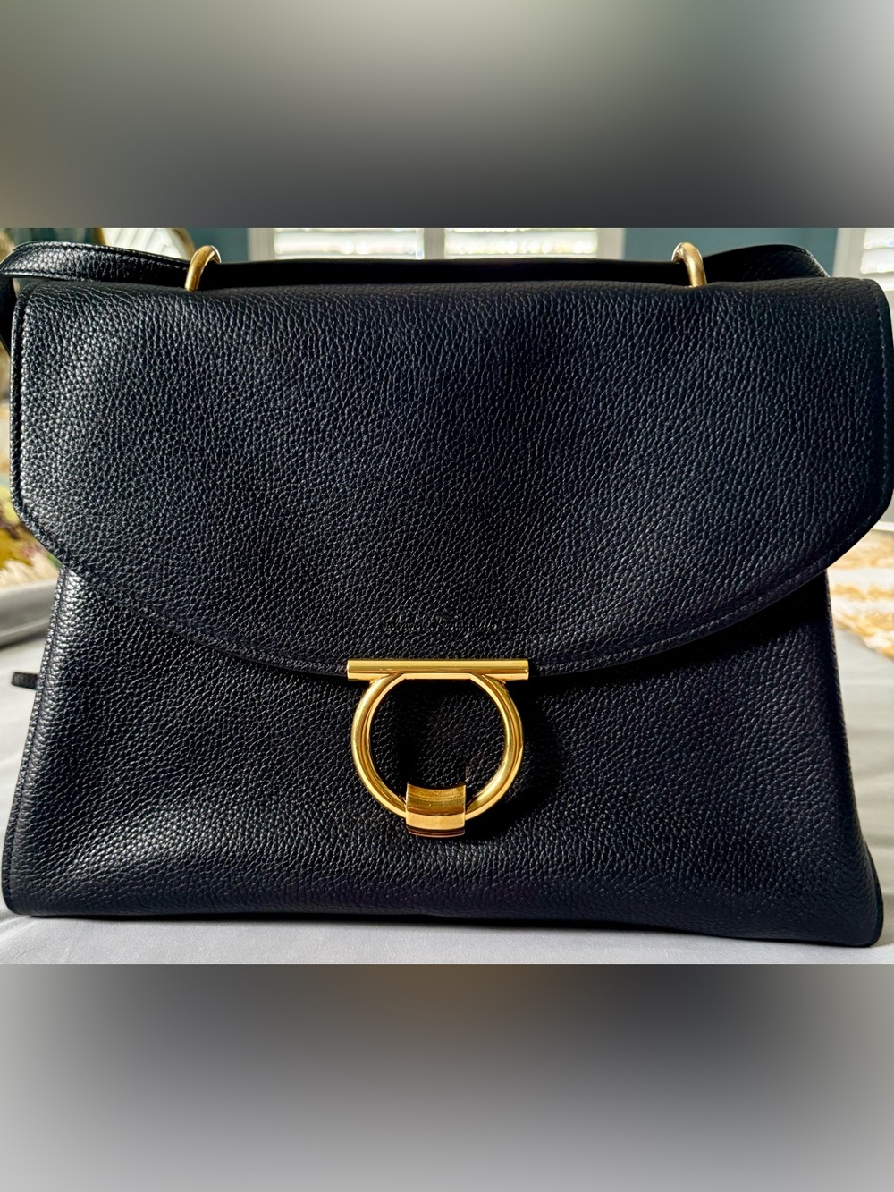 Salvatore Ferragamo Margot Satchel Leather Large - Picture 4 of 10